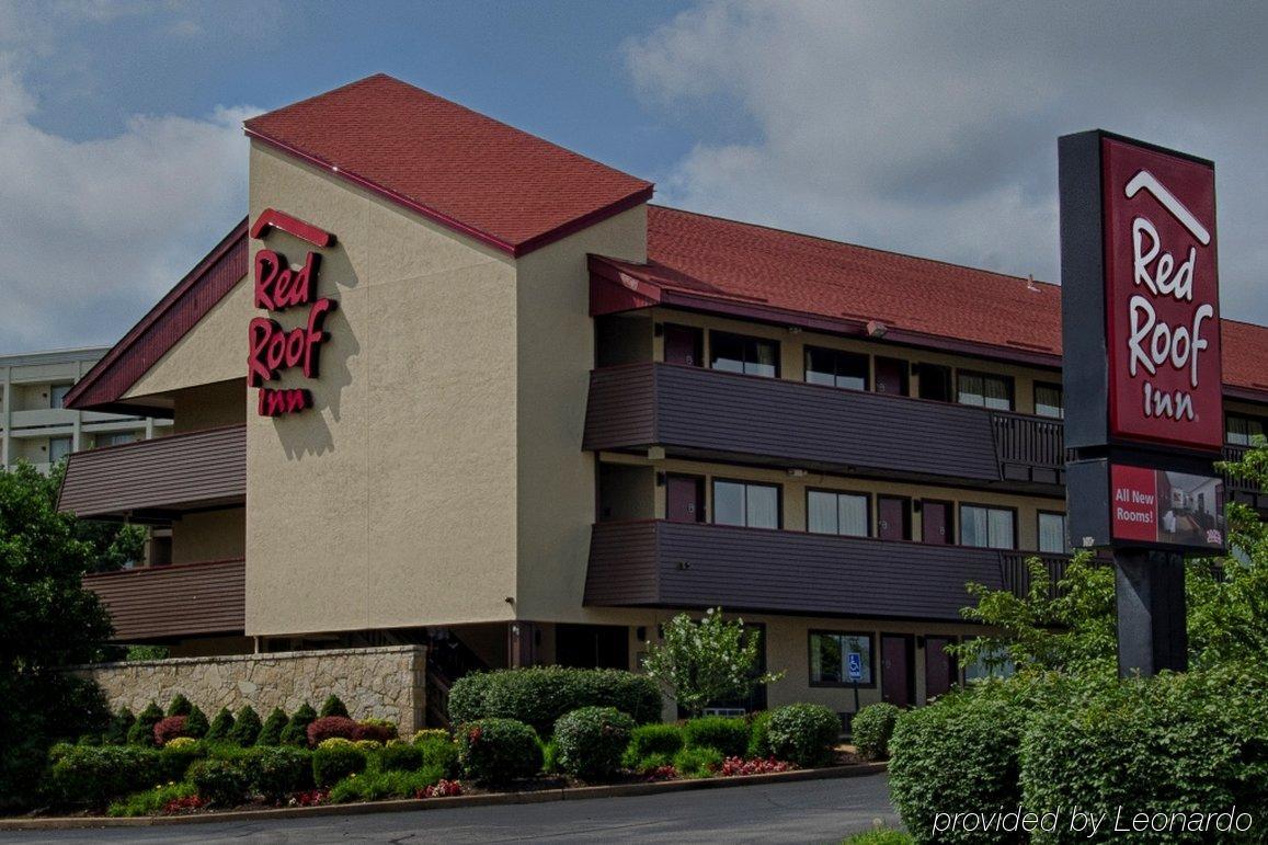 Red Roof Inn Plus+ St. Louis - Forest Park / Hampton Ave. Exteriör bild