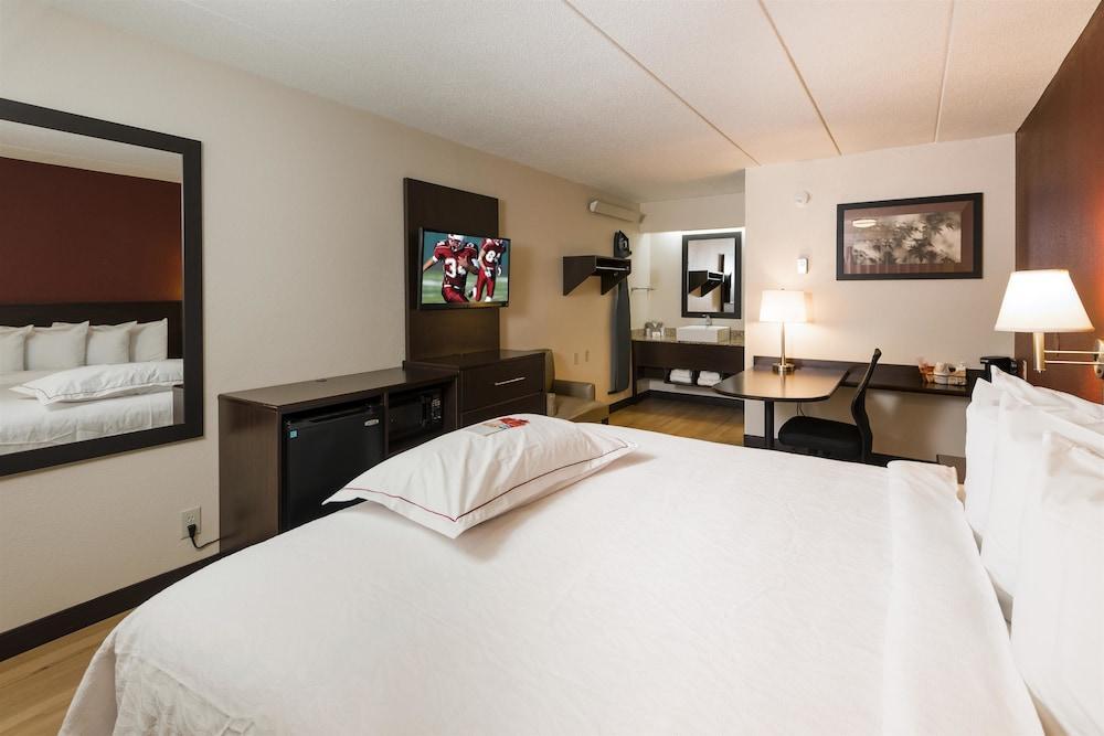 Red Roof Inn Plus+ St. Louis - Forest Park / Hampton Ave. Exteriör bild